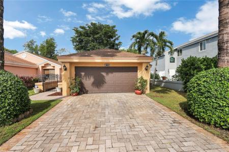 1951 NW 35th Ter, Coconut Creek, Florida 33066, USA