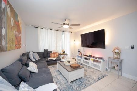 11133 SW 8th St 202, Pembroke Pines, Florida 33025, USA
