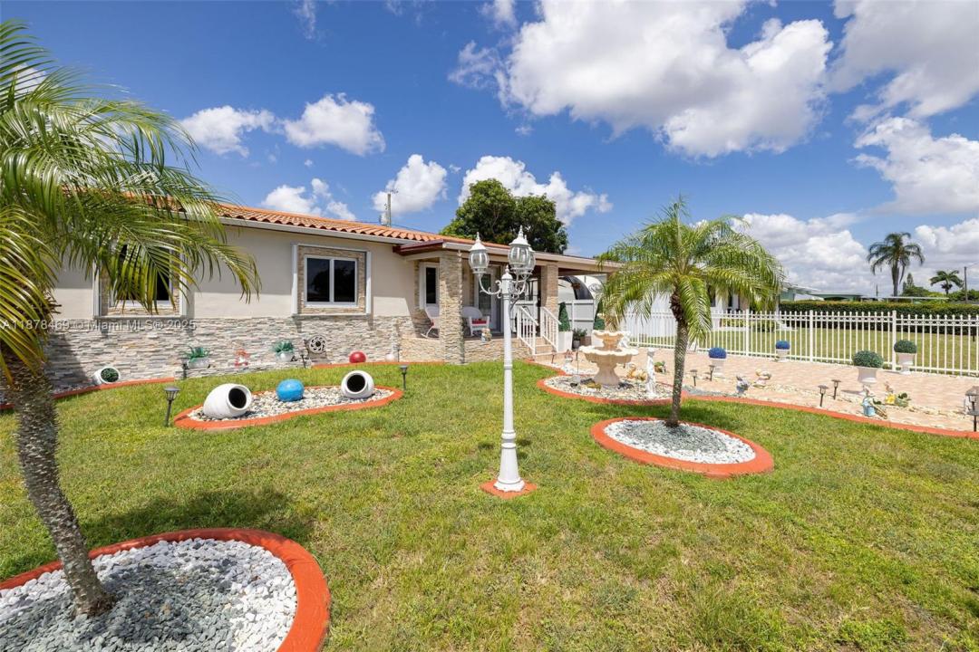 14560 Fillmore St, Miami, Florida 33176