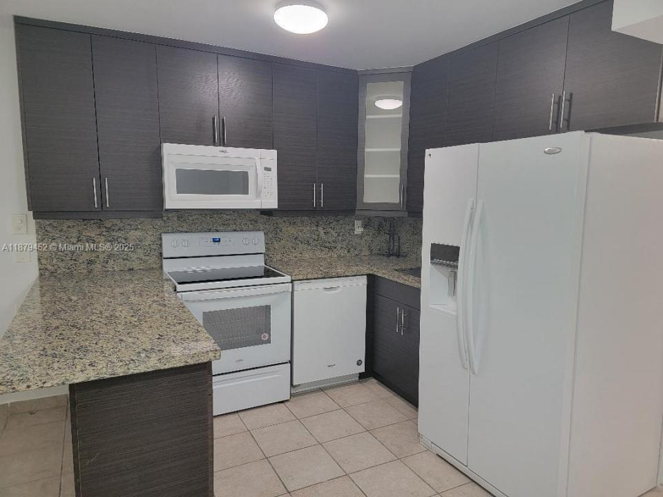 4011 N Meridian Ave 19, Miami Beach, Floride 33140, États-Unis