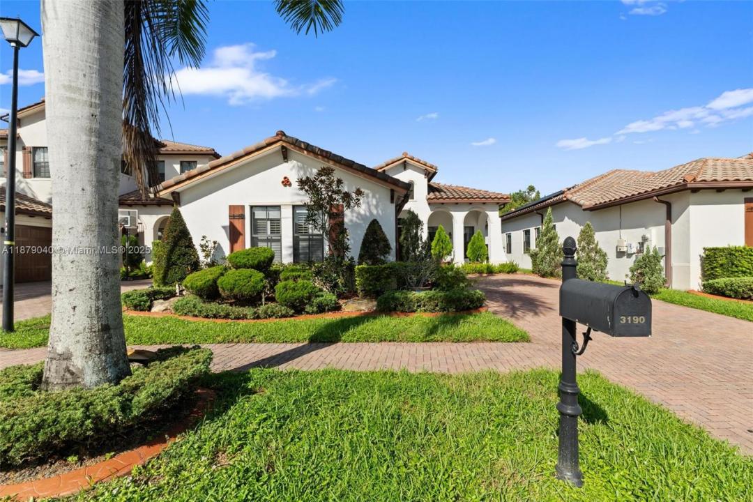 3190 NW 84th Way 3190, Cooper City, Florida 33024