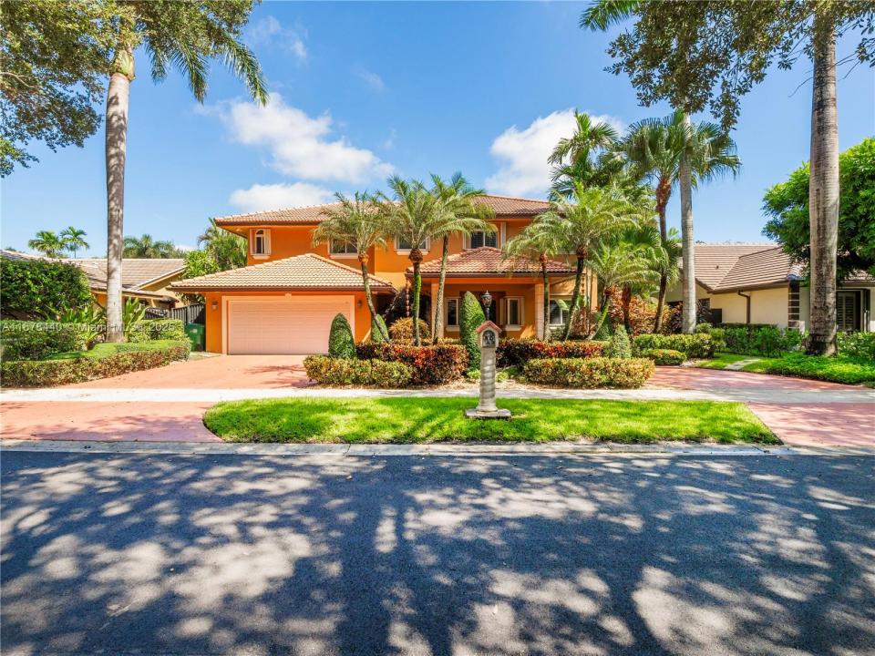 8311 NW 166th Ter, Miami Lakes, Flórida 33016, Estados Unidos
