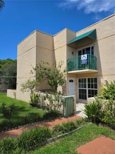 12095 SW 18th Ter 267, Miami, Florida 33175, USA