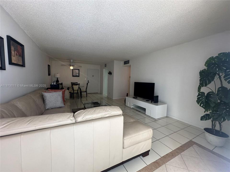 5415 Collins Ave 302A, Miami Beach, Floride 33140, États-Unis