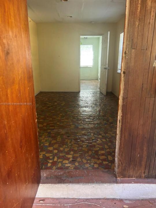 470 NE 130th St, North Miami, Florida 33161, USA