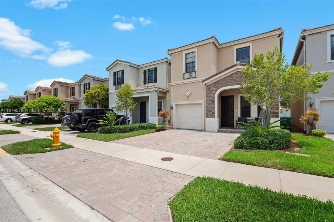 659 NE 191st St, Miami, Florida 33179, HOA KỲ