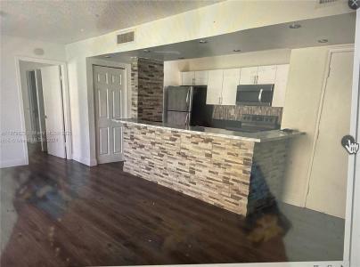 636 NW 114th Ave 102, Sweetwater, פלורידה 33172, ארצות הברית של אמריקה 