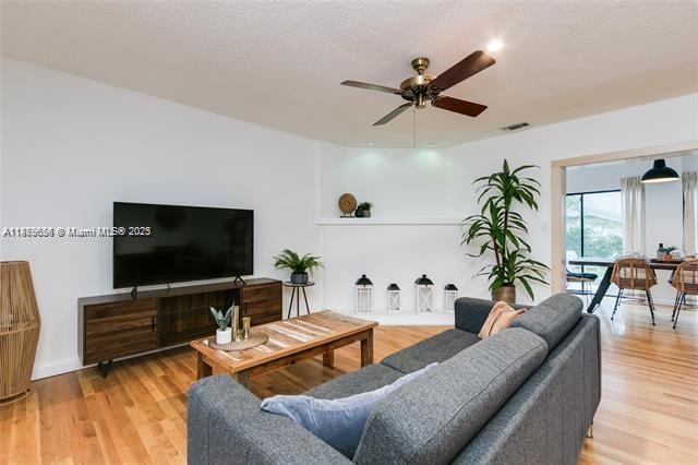138 NE 13th Ave 2, Pompano Beach, Florida 33060
