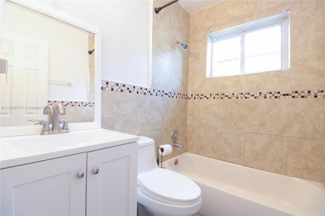 2126 NW 47th Ter A, Miami, Florida 33142, Amerika Birleşik Devletleri