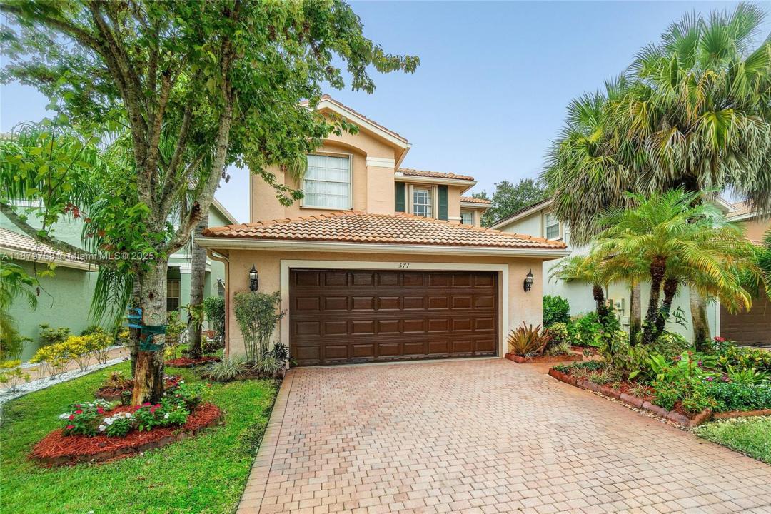 571 Calamint Pt, Royal Palm Beach, Florida 33411