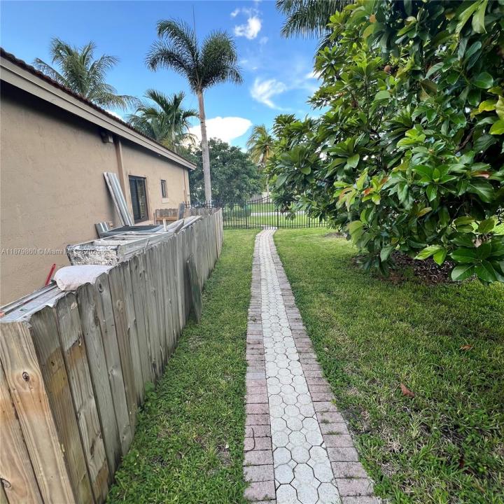 12770 SW 217th Ter 1, Miami, Флорида 33170, Соединенные Штаты