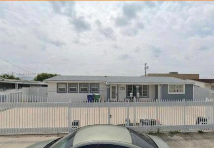 4420 NW 168th Ter, Miami Gardens, Florida 33055, USA