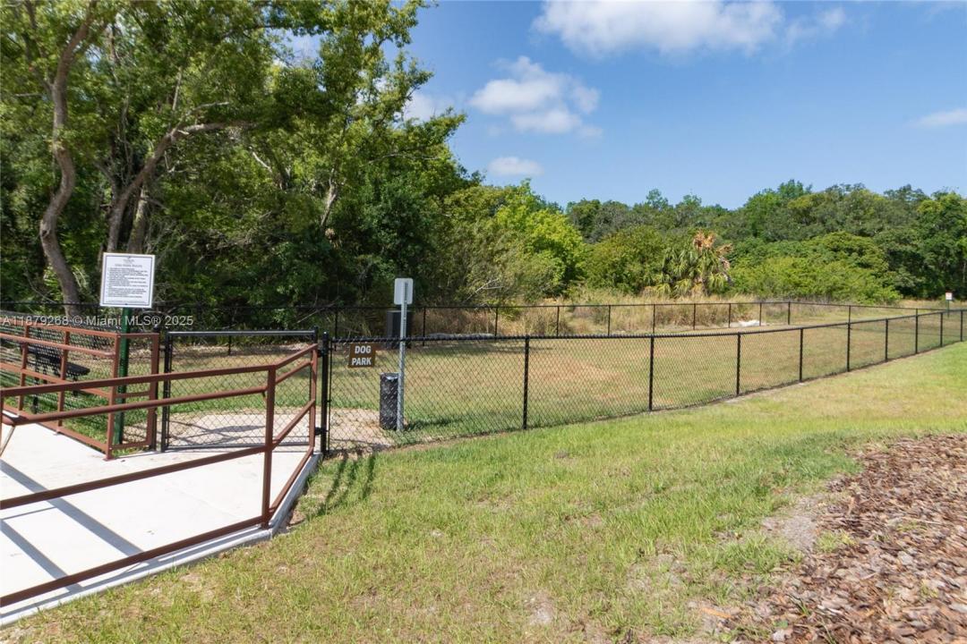 8247 Tanager Square 306, New Port Richey, Florida 34655