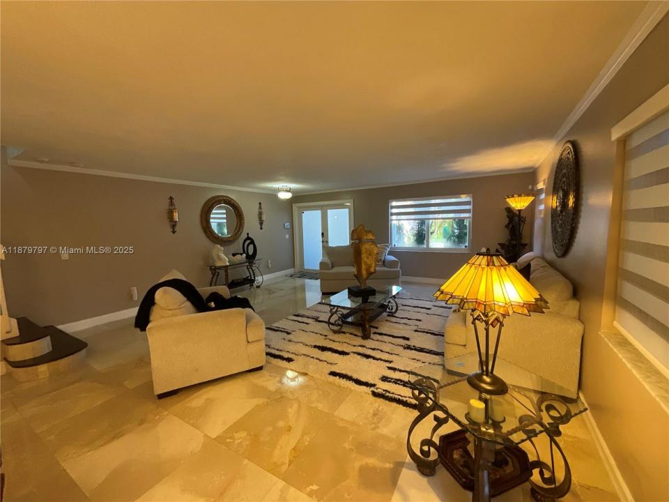 9710 SW 13th St 9710, Pembroke Pines, フロリダ 33025, アメリカ合衆国