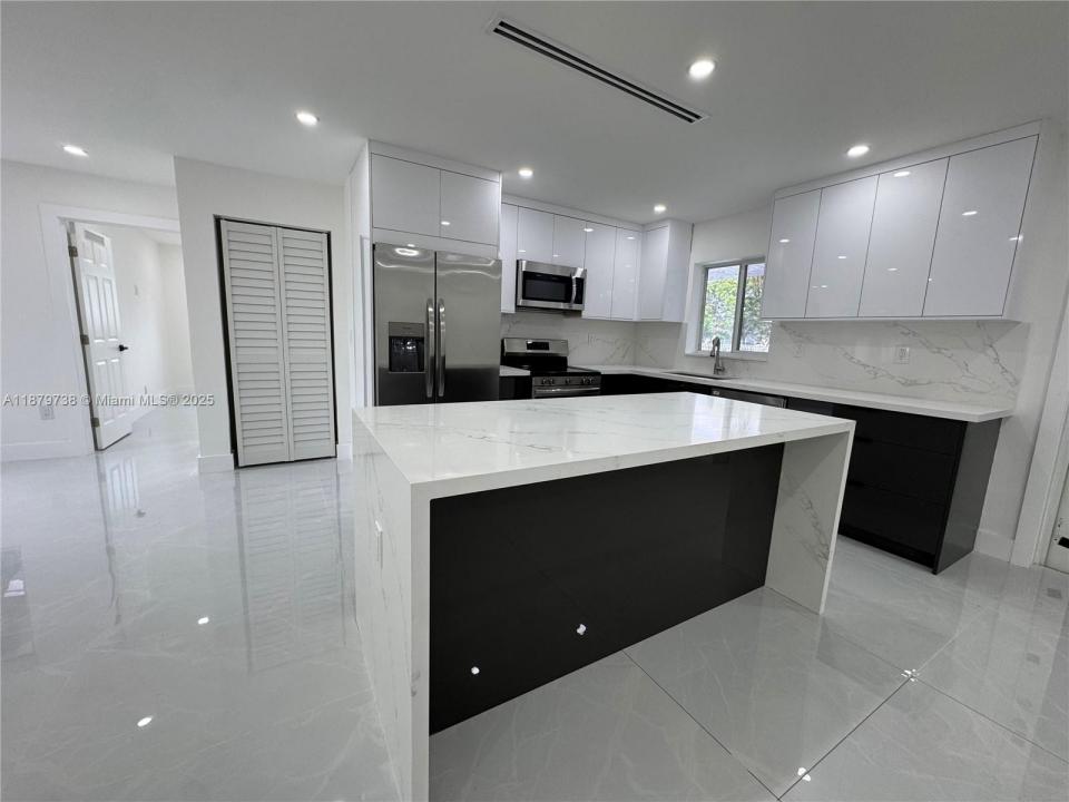 2530 NW 204th St, Miami Gardens, Florida 33056, Estados Unidos