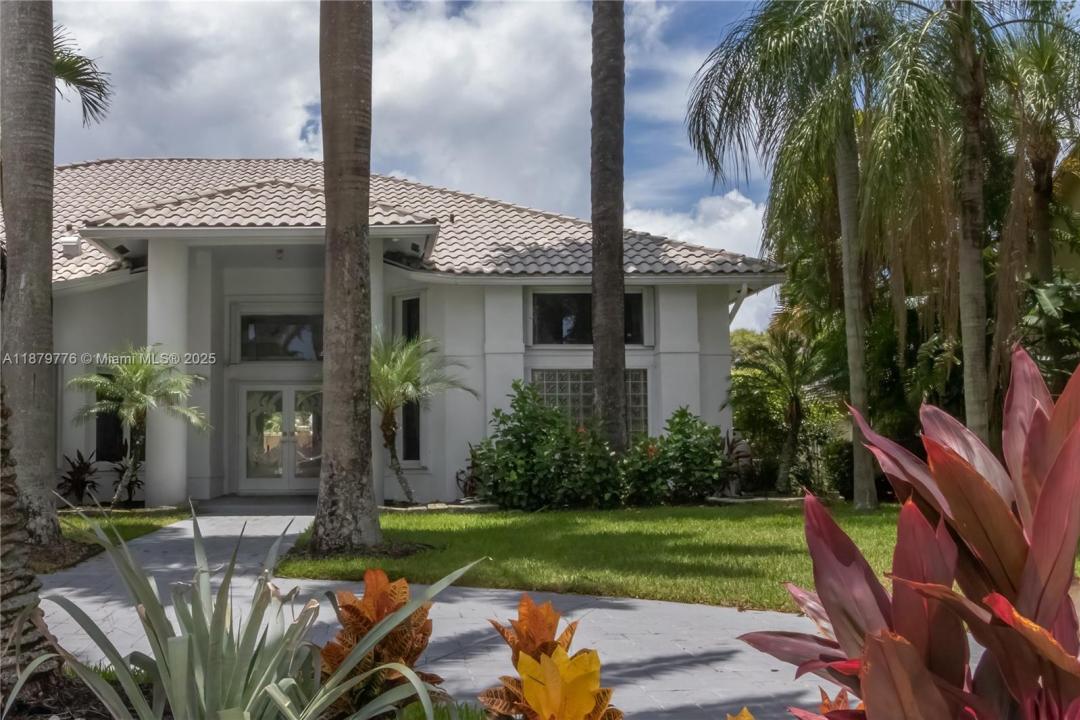 671 NW 101st Ter, Plantation, Florida 33324