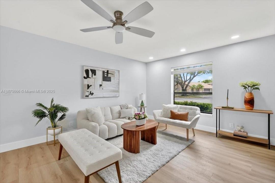 2652 N Carambola Cir 1738, Coconut Creek, 佛罗里达州 33066, 美国