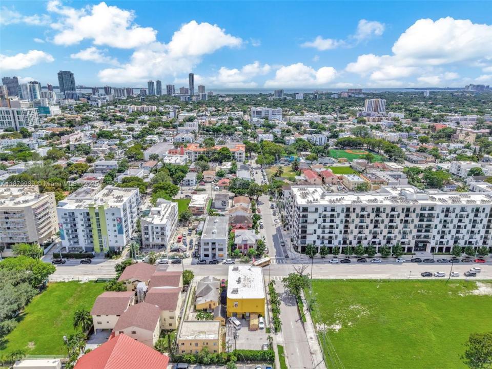 119 SW 7th Ave, Miami, フロリダ 33130, アメリカ合衆国
