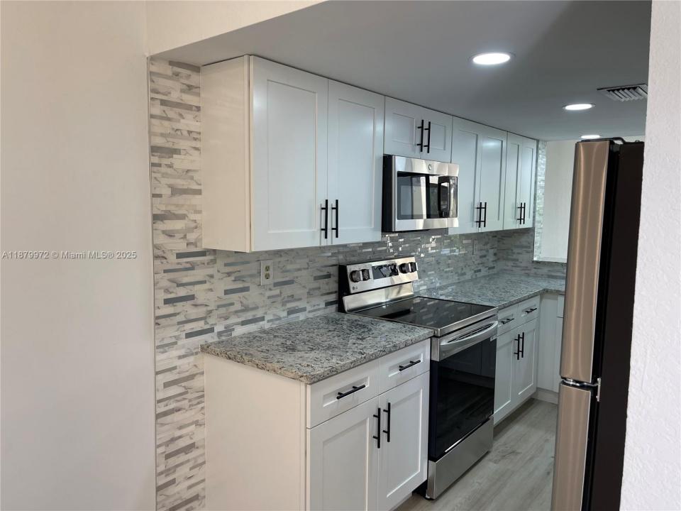 2961 SW 87th Ave 314, Davie, Floryda 33328, USA