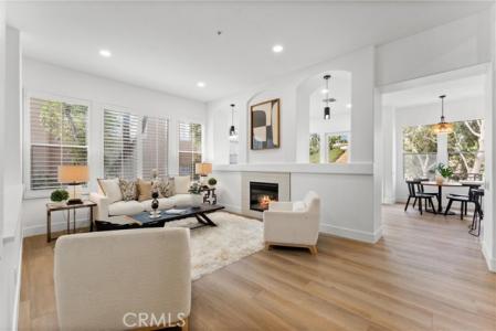 San Vicente Lane, Anaheim Hills, カリフォルニア 92807, アメリカ合衆国