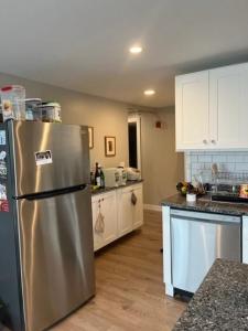 14 Phillips Street 2F, North Kingstown, Rhode Island 02852, Estados Unidos