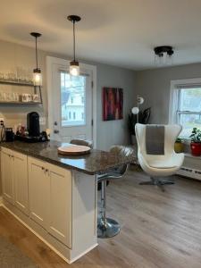 14 Phillips Street 2F, North Kingstown, Rhode Island 02852, Estados Unidos