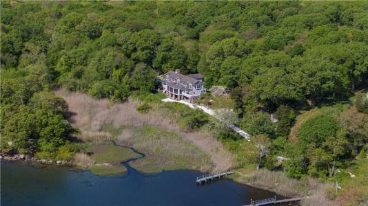 137 Cove Point East, Charlestown, Rhode Island 02813, Estados Unidos