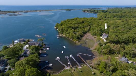 137 Cove Point East, Charlestown, Rhode Island 02813, Estados Unidos