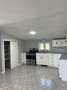 4149 Tower Hill Road, South Kingstown, Rhode Island 02879, USA