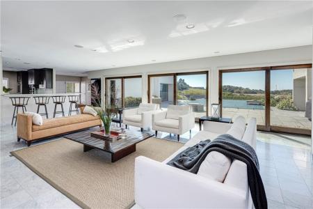 111 Ocean Avenue, Newport, RI 02840, USA