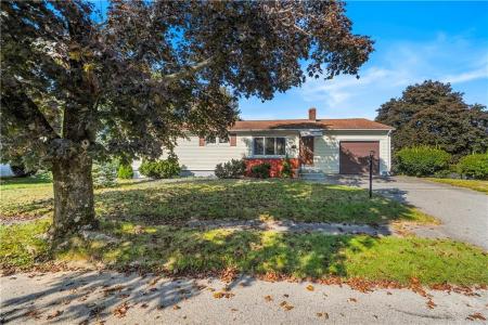 131 Woodland Avenue, Cranston, Rhode Island 02920, USA
