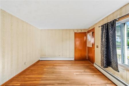 131 Woodland Avenue, Cranston, Rhode Island 02920, USA