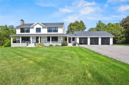 170 Saxony Avenue, Tiverton, Rhode Island 02878, USA