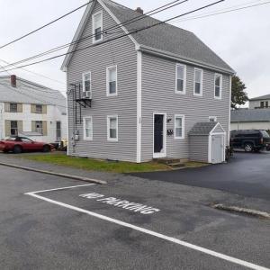 10 Ryan Avenue, Bristol, RI 02809, USA