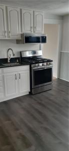 18 Ryan Avenue 2N, Bristol, Rhode Island 02809