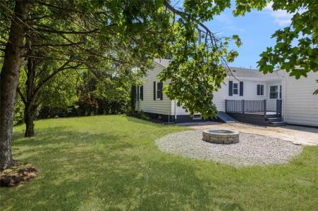 20 Koster Street, Cranston, Rhode Island 02910, États-Unis