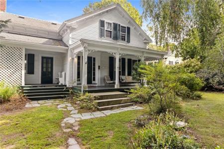 91 Old North Road, South Kingstown, RI 02881, USA