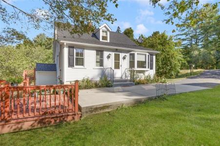 211 Victory Highway, West Greenwich, Род Айленд 02817, Соединенные Штаты