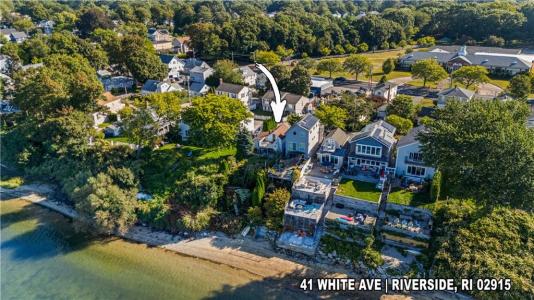 41 White Avenue, East Providence, Rhode Island 02915, États-Unis