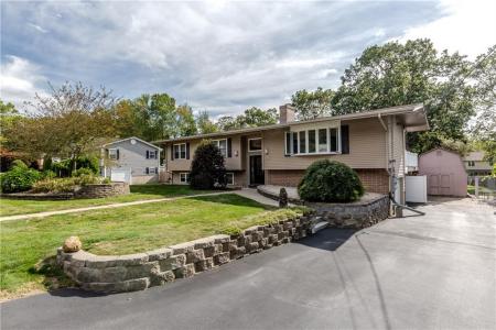 25 Lincoln Drive, Johnston, RI 02919, USA