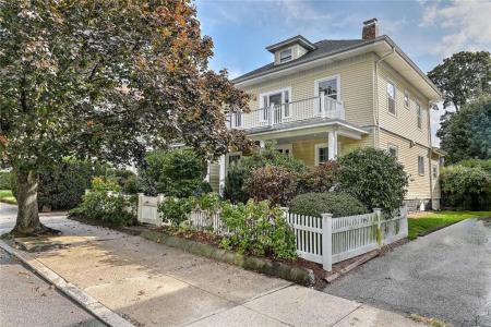 24 Belmont Street, Pawtucket, RI 02860, USA
