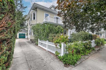 24 Belmont Street, Pawtucket, Rhode Island 02860, USA