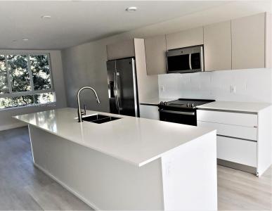2555 NE 193rd St 2205, Miami, Florida 33180, USA