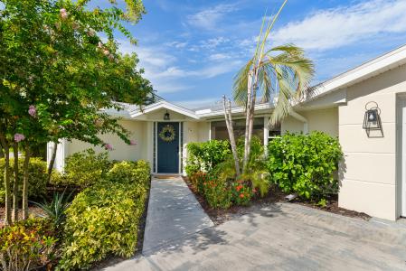 1229 SW Dyer Point Road, Palm City, Florida 34990