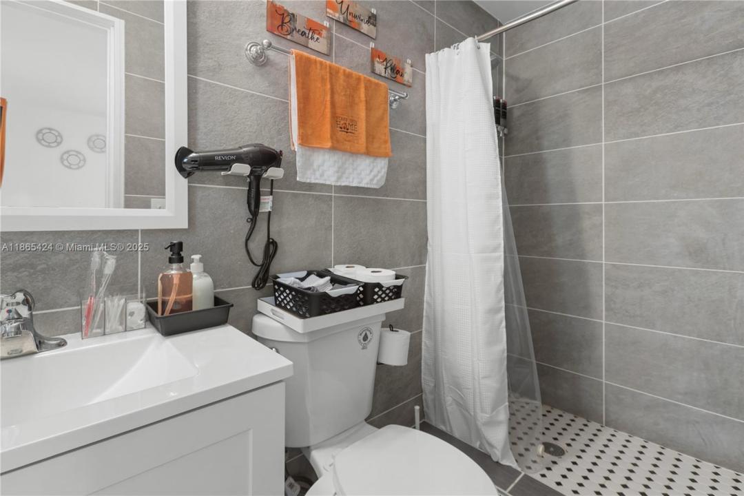 3880 NW 5th St, Lauderhill, Florida 33311