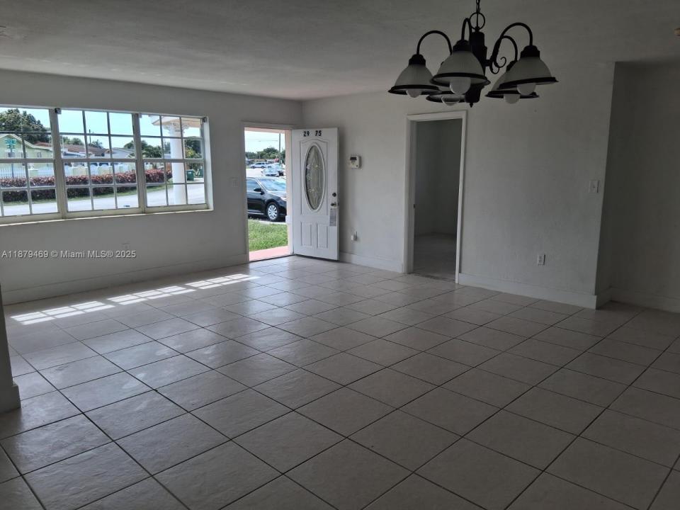 Miami Gardens, Florida 33056