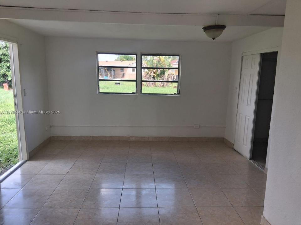 Miami Gardens, Florida 33056
