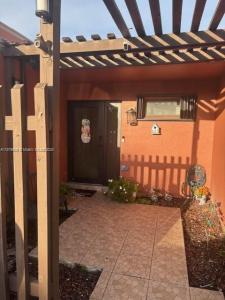 1611 Palmetto Ln, Pembroke Pines, Florida 33026, USA