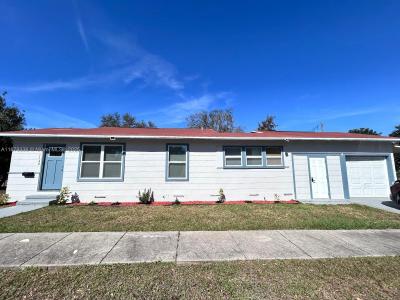 1144 46th St S, St Petersburg, Florida 33711, USA