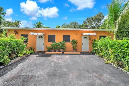 460 NE 132nd St, North Miami, Florida 33161, USA